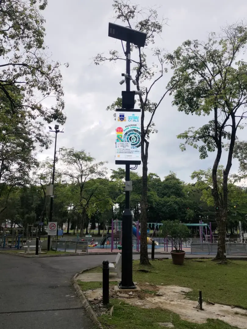 Real ESG Smart Pole installation photo 18